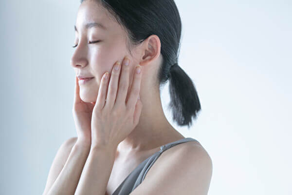 肌断食の効果とは 美肌に導く正しいやり方や期間 メイク法などを詳しく解説