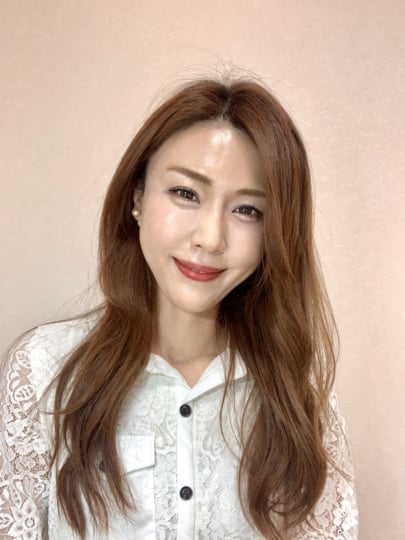 元美容部員女性