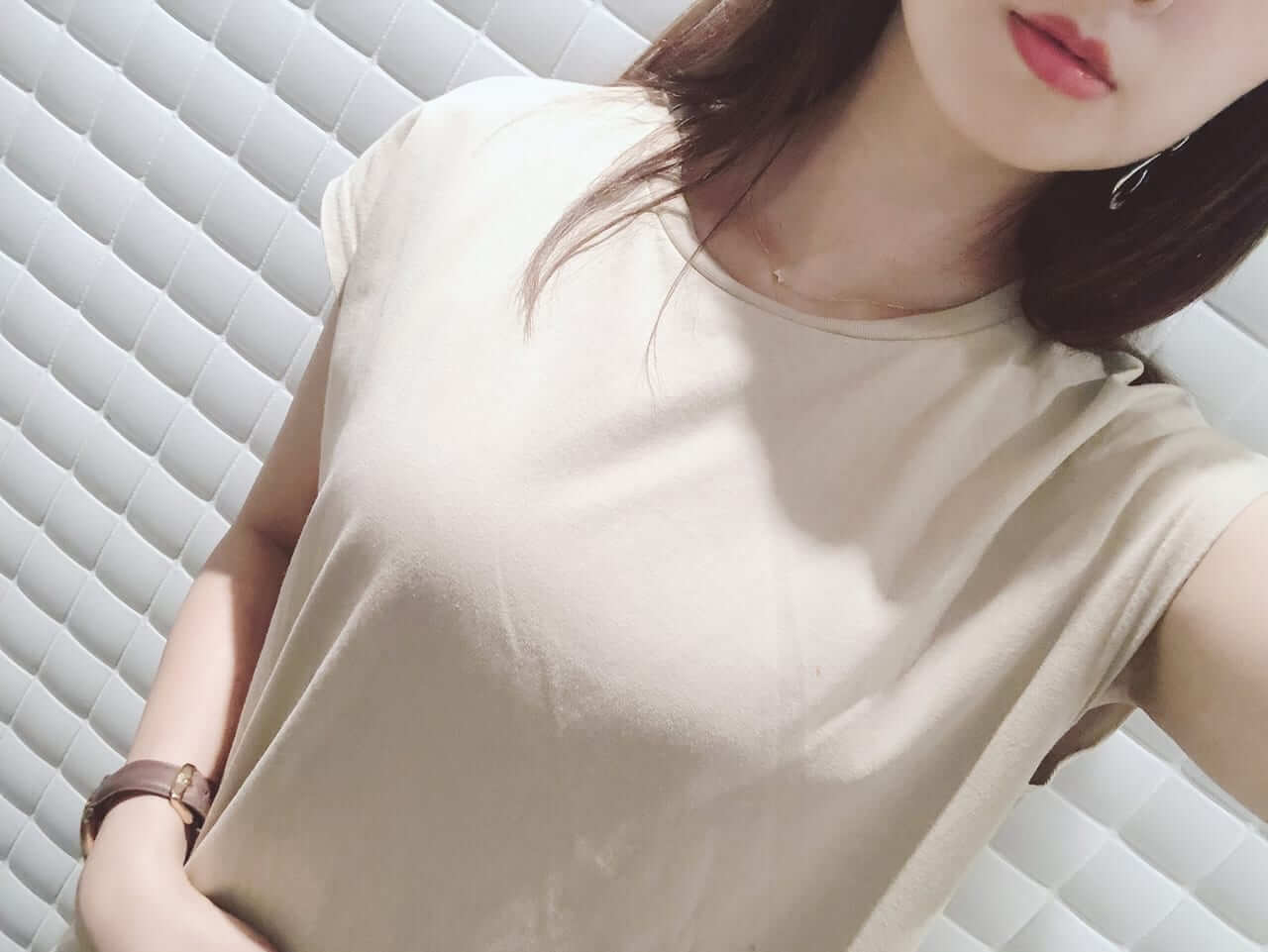 産後の胸がしぼむ原因は?バストアップに効果的なトレーニングやバストケア方法を伝授! 産後の胸がしぼむ原因は?バストアップに効果的なトレーニングやバストケア方法を伝授!